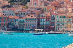 Historic Villefranche Penthouse, Steps to Beach
